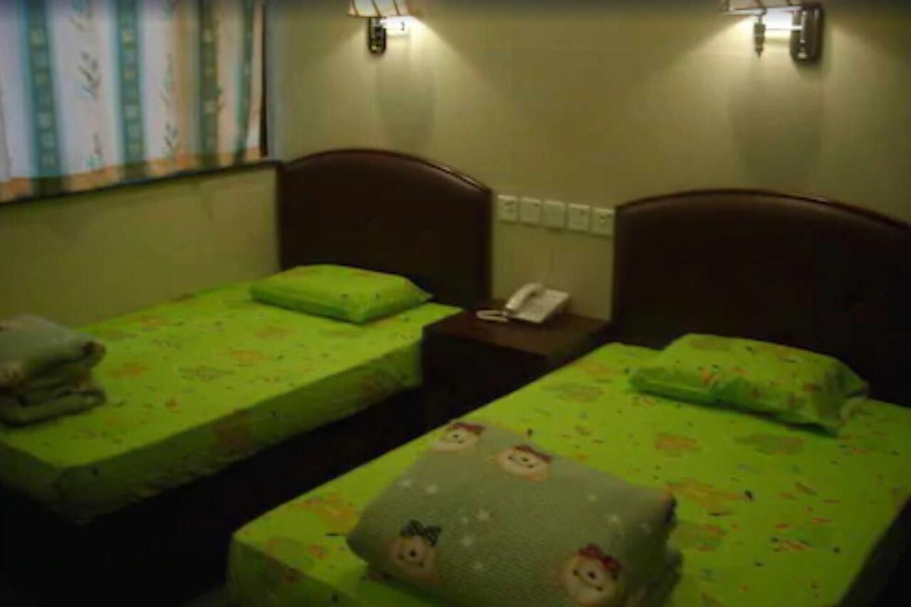 Li'S Chain Hostel Хонконг Екстериор снимка