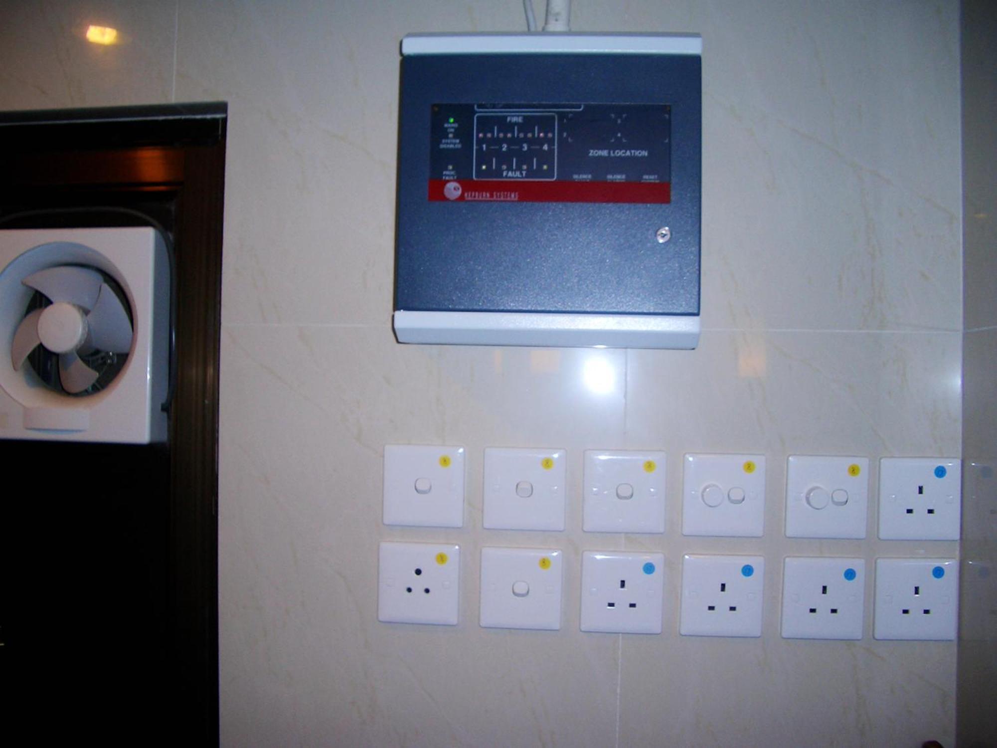 Li'S Chain Hostel Хонконг Екстериор снимка