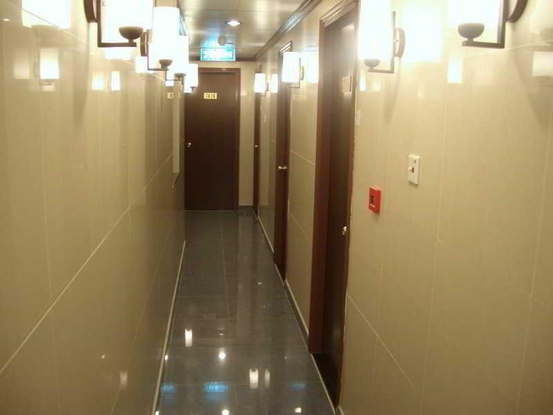 Li'S Chain Hostel Хонконг Екстериор снимка
