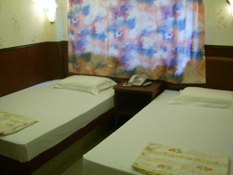 Li'S Chain Hostel Хонконг Екстериор снимка