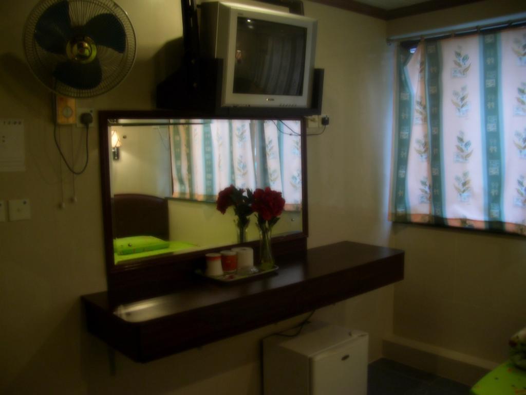 Li'S Chain Hostel Хонконг Стая снимка